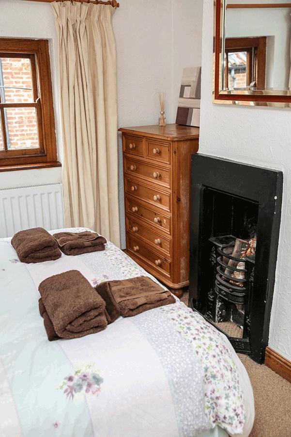 Cottages-whitby - Bishops *
